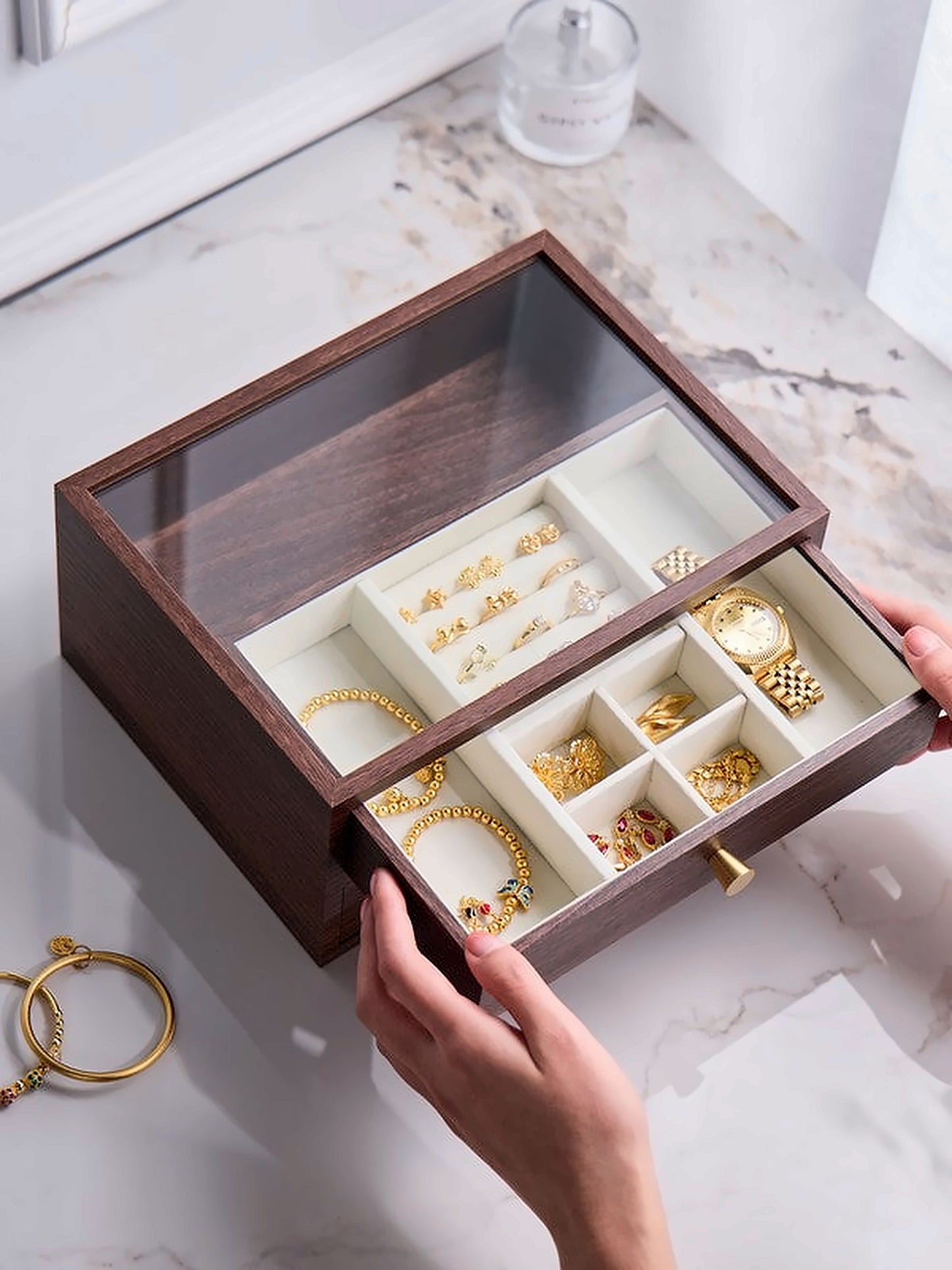 Hộp Trưng Bày Trang Sức Có Cửa Sổ Xem Tiện Lợi